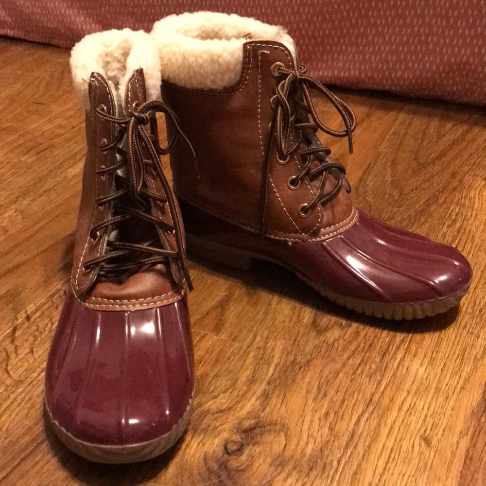 Bean boots